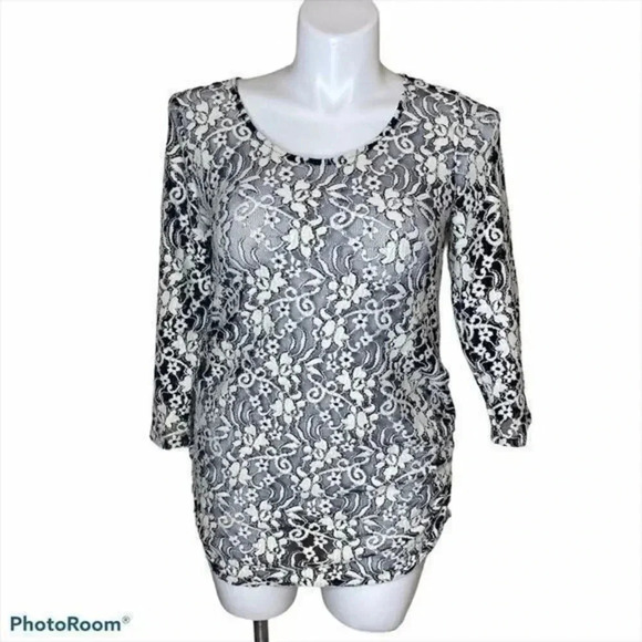 Jessica Simpson maternity lace blouse - Picture 1 of 8